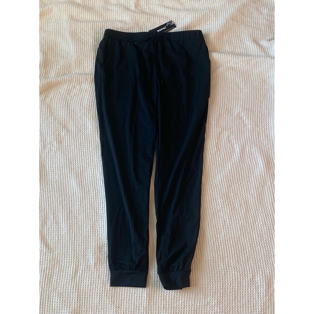 Lightweight Joggers / Pants